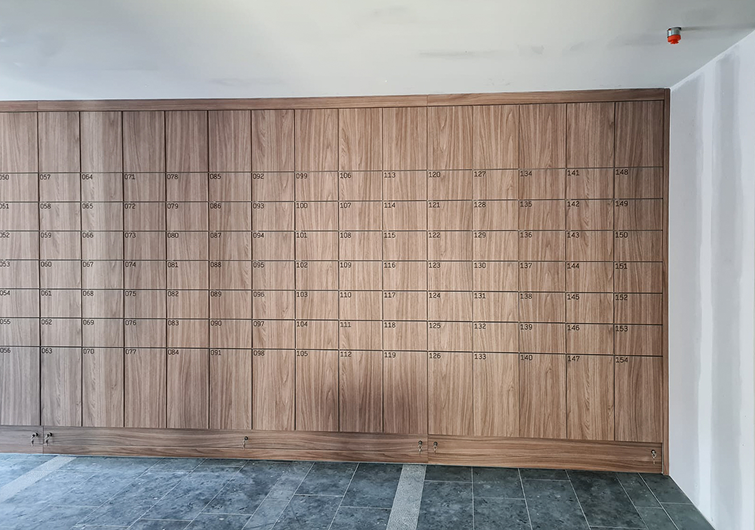 phil-haarlem-elektronische-hpl-lockers-main-image-2